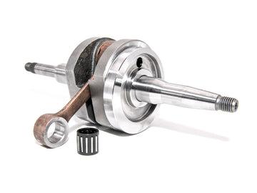 Barikit Kurbelwelle für einen Peugeot Speedfight Motor. Eine Pleuelstange mit Hubzapfen und ein Nadellager.