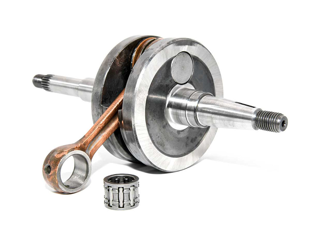 Barikit Kurbelwelle für einen Honda Dio Roller Motor. Eine Pleuelstange mit Hubzapfen und ein Nadellager.